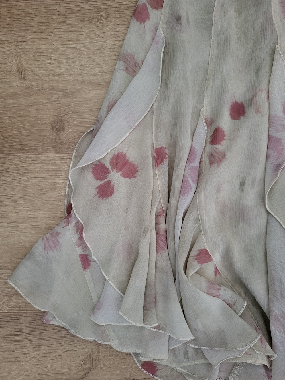 Zara Printed Ruffle - Picture 3 of 3